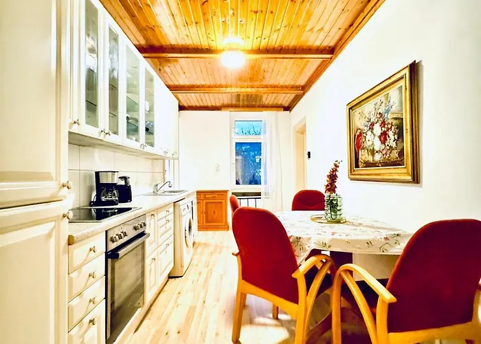 Apartment Comfortable Private In 4br Near Fac Platz Wien