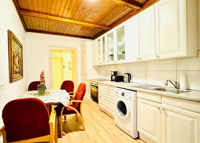 Comfortable Private In 4br Near Fac Platz *