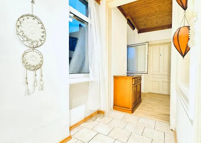 Comfortable Private In 4br Near Fac Platz Apartment