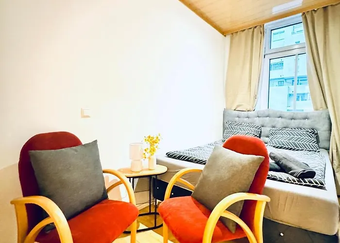 Comfortable Private In 4br Near Fac Platz Apartment *