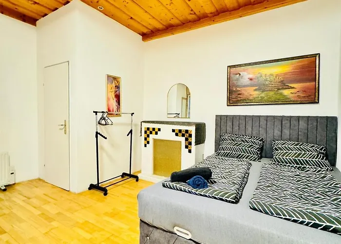 Comfortable Private In 4br Near Fac Platz Apartment Wien