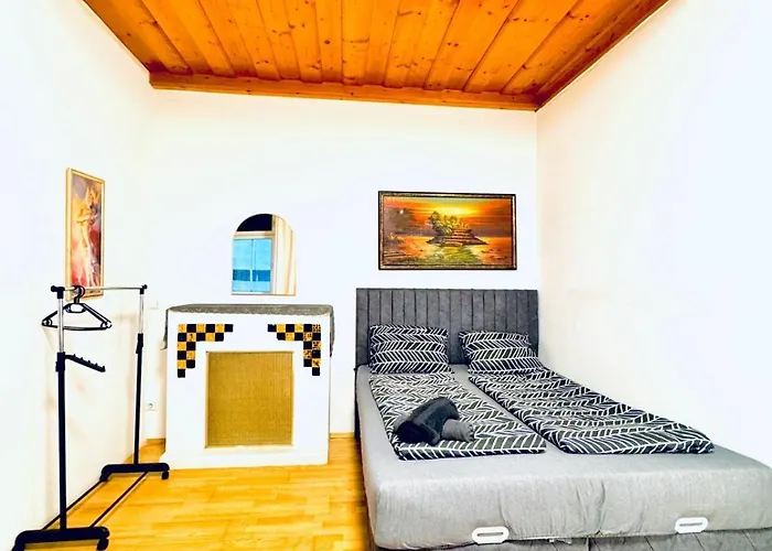 Apartment Comfortable Private In 4br Near Fac Platz *