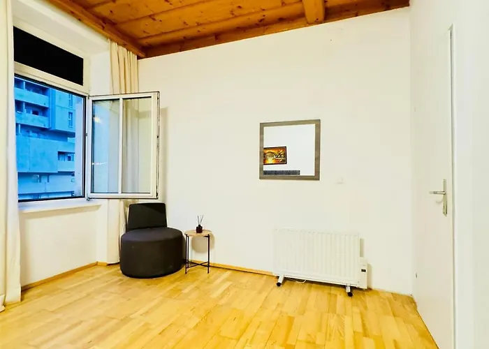Comfortable Private In 4br Near Fac Platz Wien