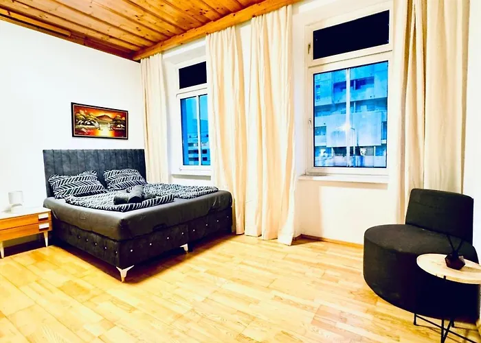 Apartment Comfortable Private In 4br Near Fac Platz