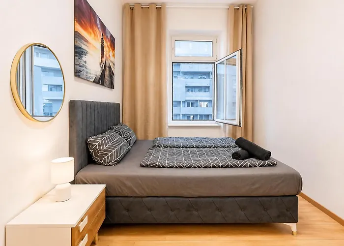 Comfortable Private In 4br Near Fac Platz Apartment *